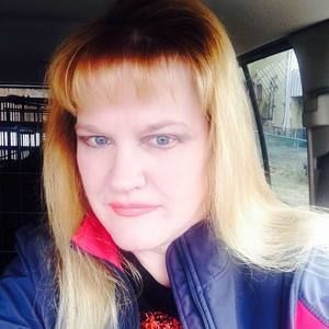 Meet your Posher, Renae